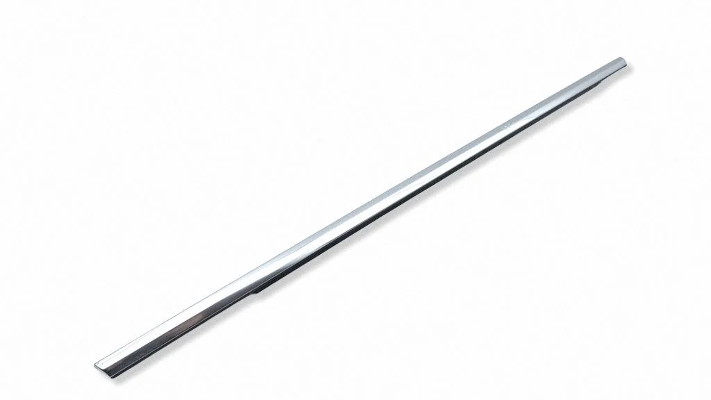 Rear door glass trim molding – left