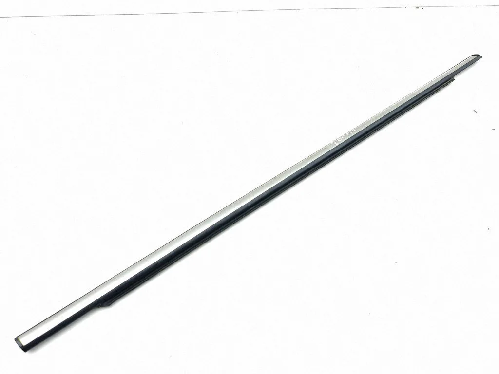 Rear door glass trim molding – left