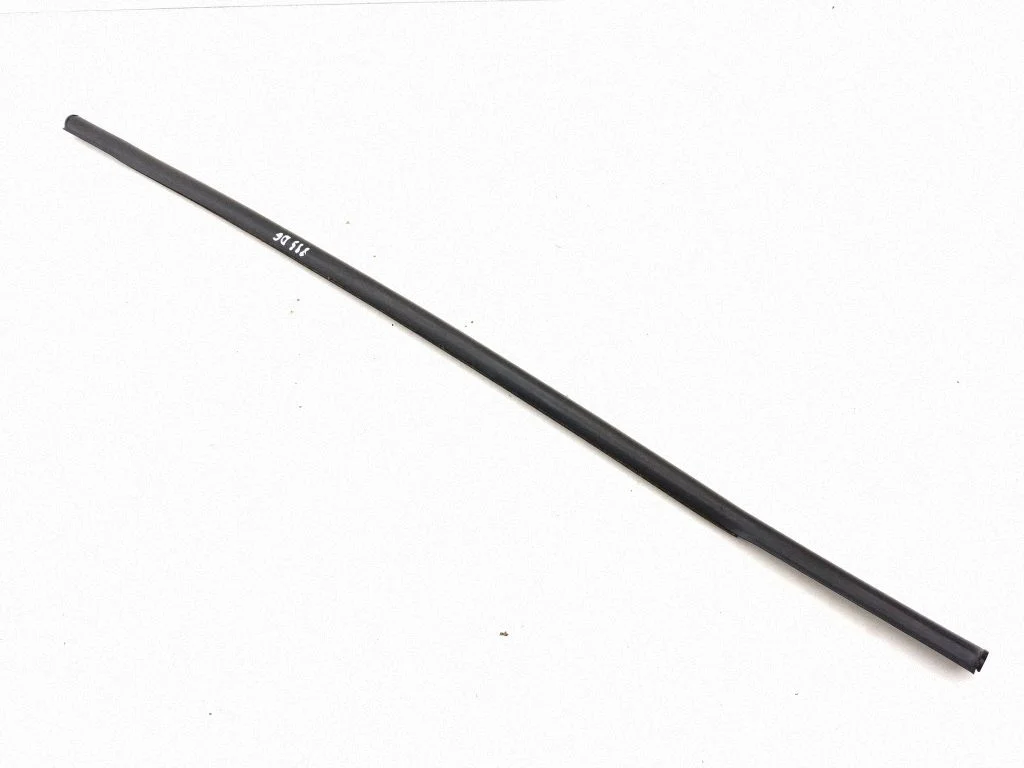 Rear door glass trim molding – right