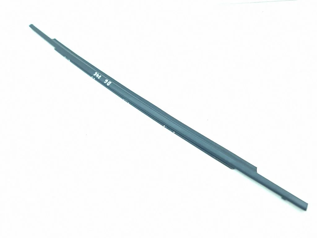 Rear door glass trim molding – right