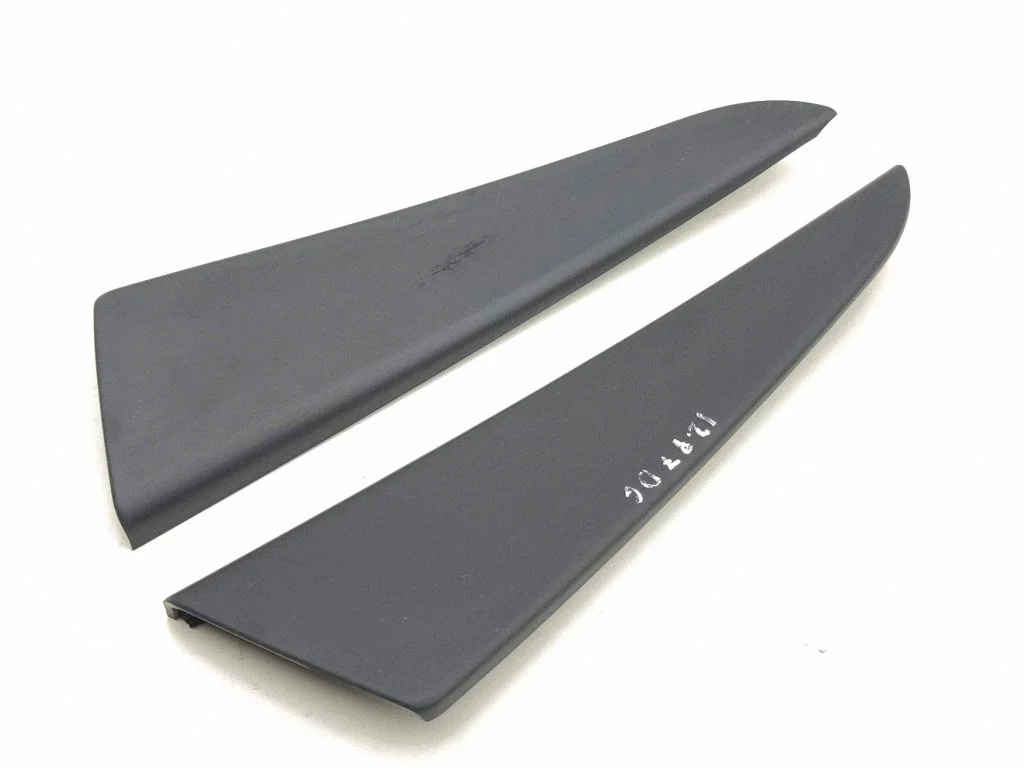 Rear door glass trim molding – Nissan Navara D23 (2015-)