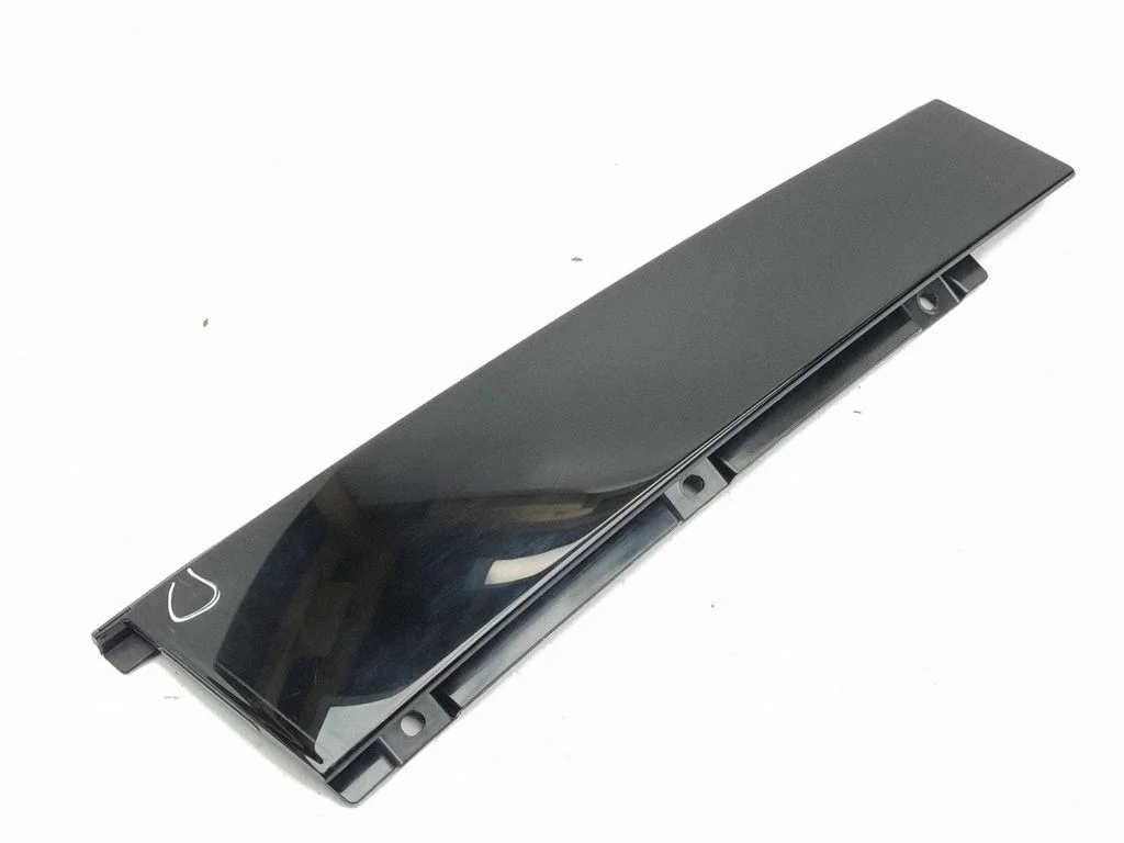 Rear door glass trim molding 81A839901
