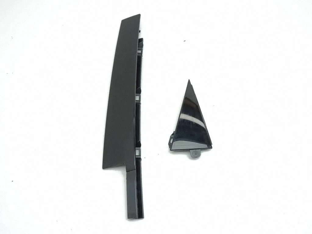 Rear door glass trim molding 6F0839901D