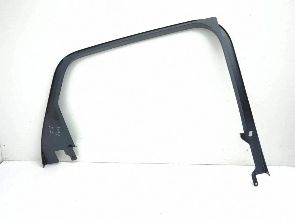 Tagaukse klaasi liist LV4BS247B56A