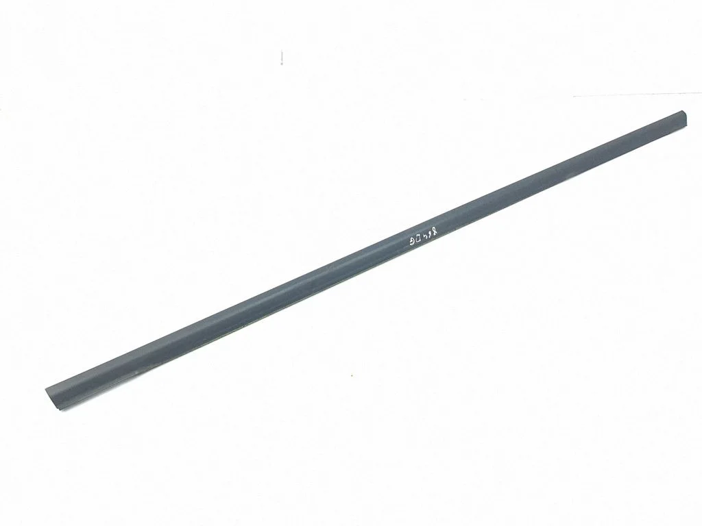 Rear door glass trim molding – right