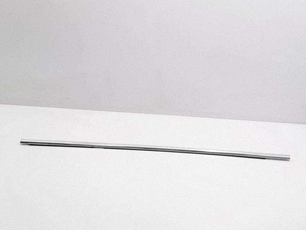 Rear door glass trim molding – left