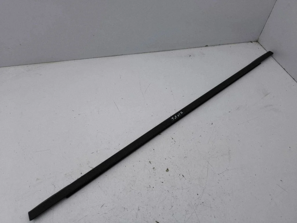 Rear door glass trim molding – left