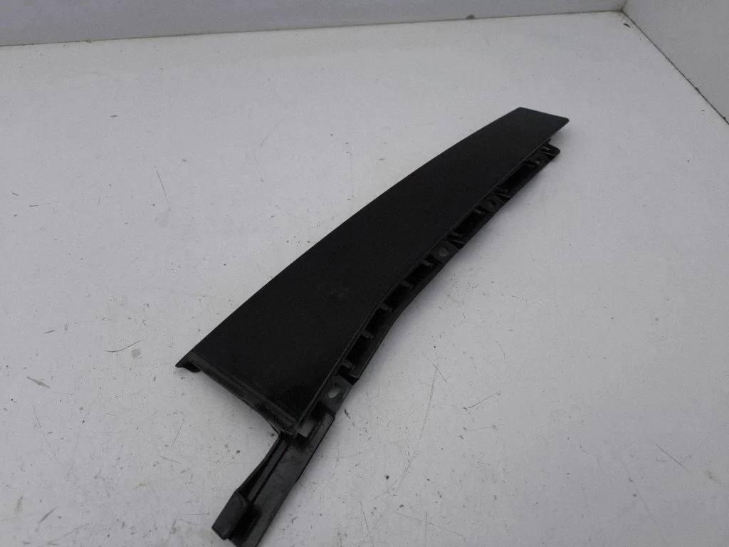 Tagaukse klaasi liist – Ford Galaxy (2015-)