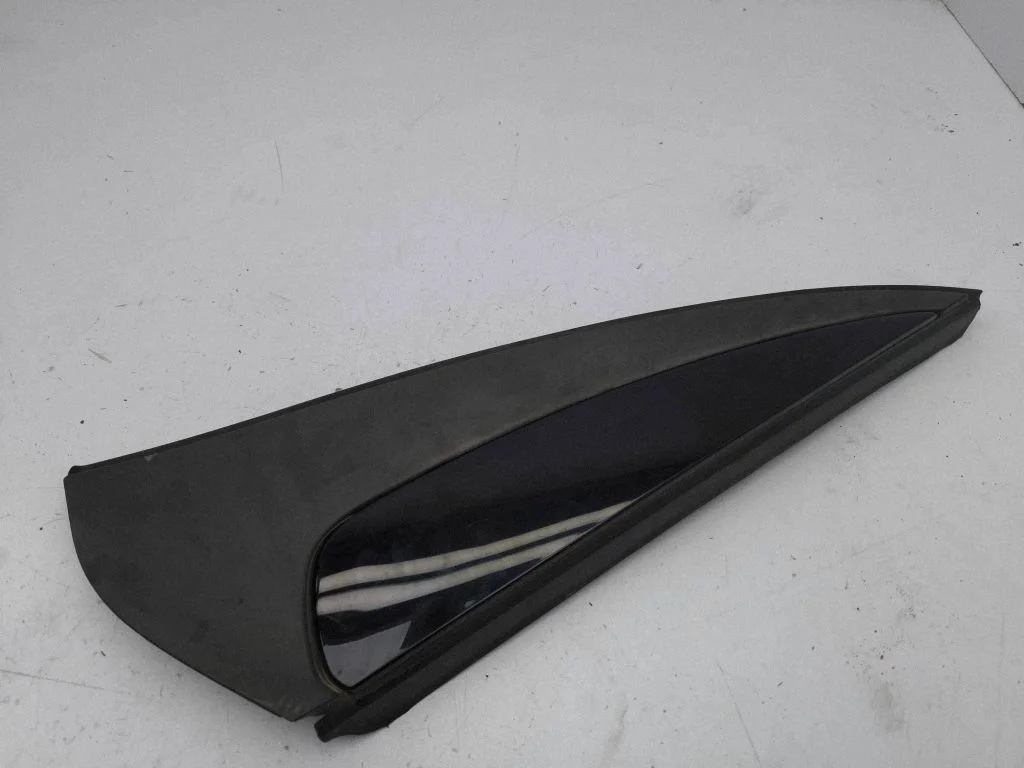 Rear door glass trim molding – right