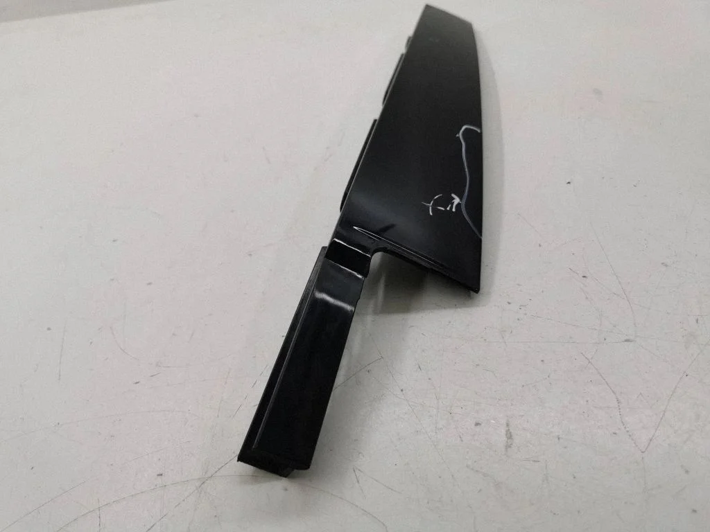 Aizmugurējo durvju stikla apdare 6F0839902