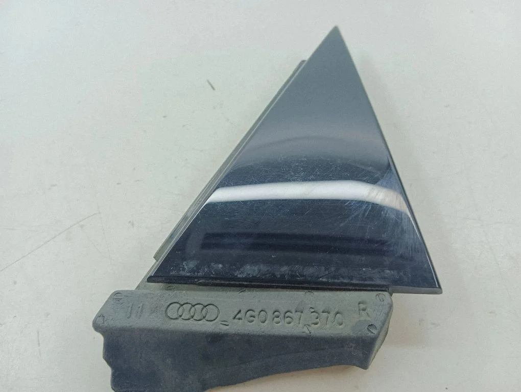 Rear door glass trim molding 4G0867370