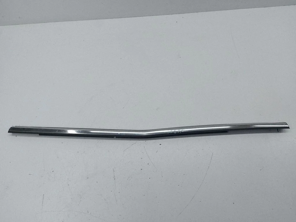 Rear door glass trim molding – left