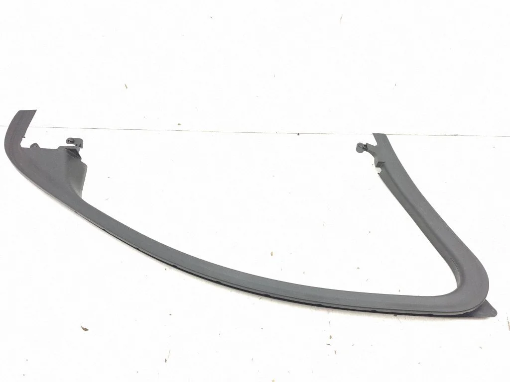 Listwa szyby drzwi przednich LJ8BR201A19AEW