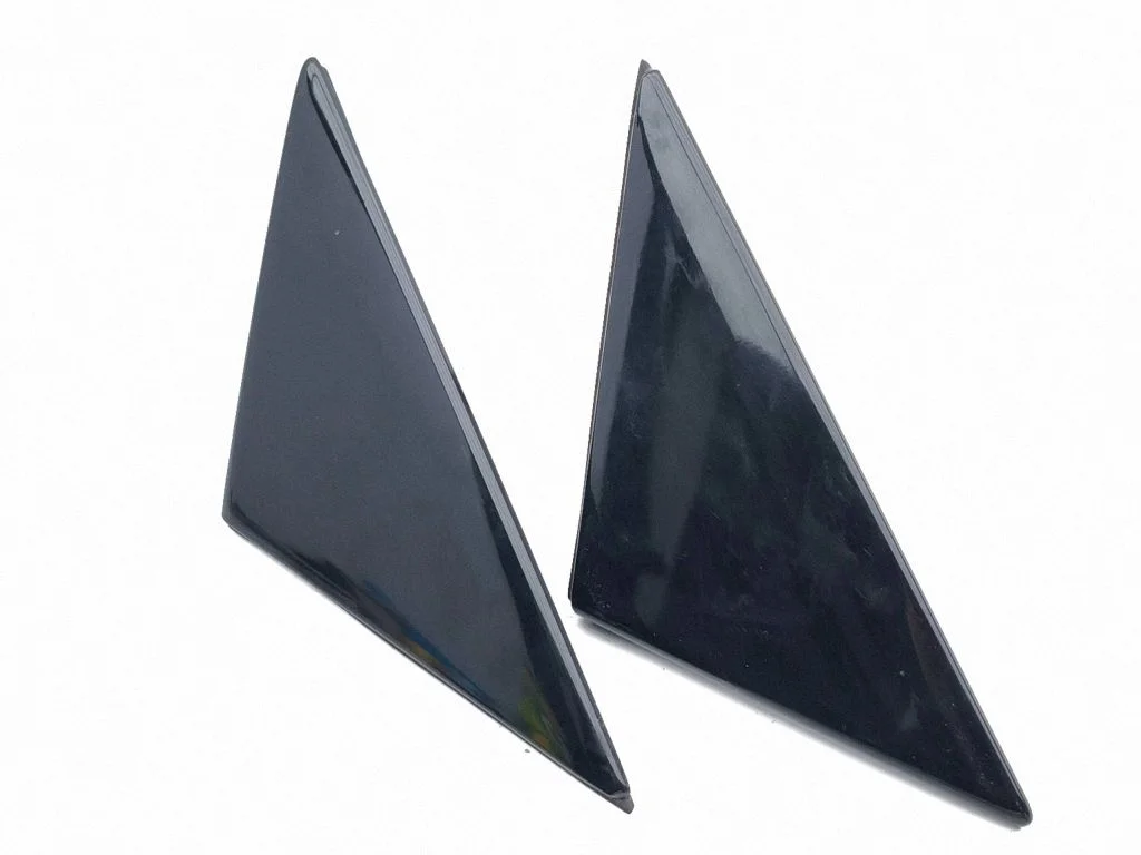 Front door glass trim molding – Lexus IS 220D-250-350 (2006-2013)