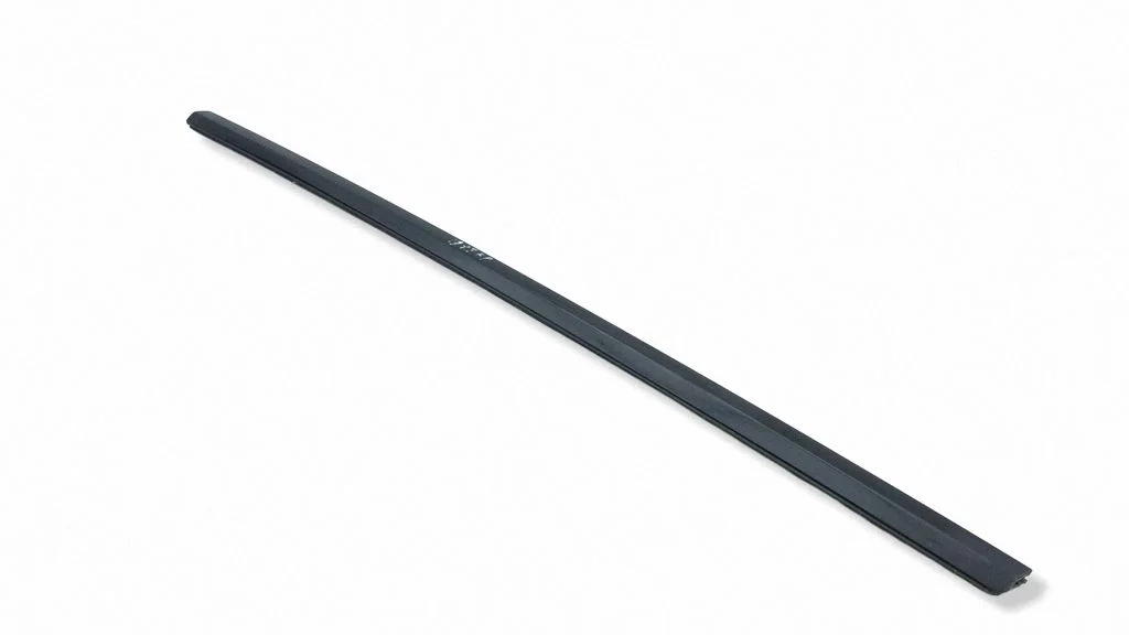 Front door glass trim molding – left