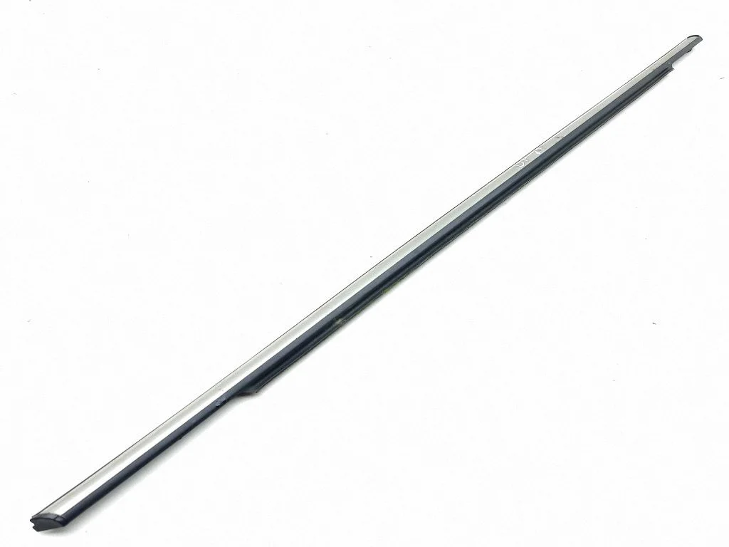 Front door glass trim molding – right
