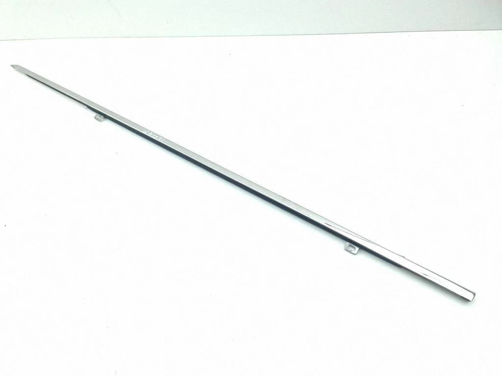 Front door glass trim molding – left