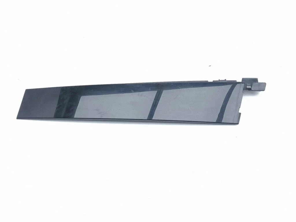 Esiukse klaasi liist LJ6BS20898