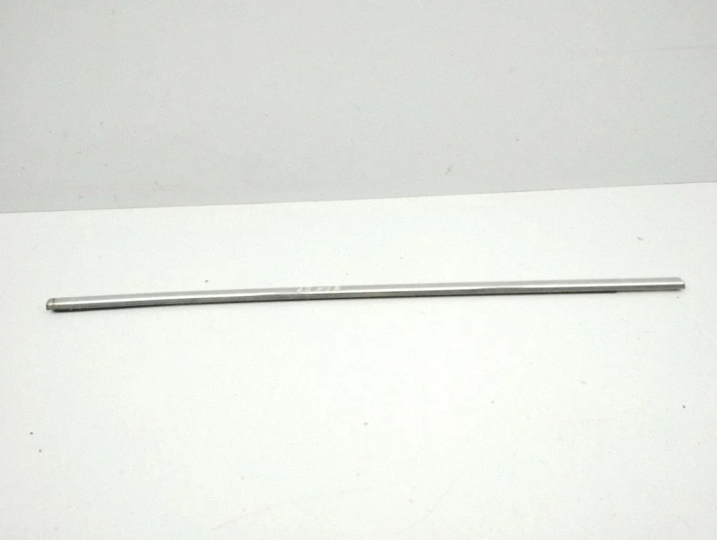 Front door glass trim molding – right