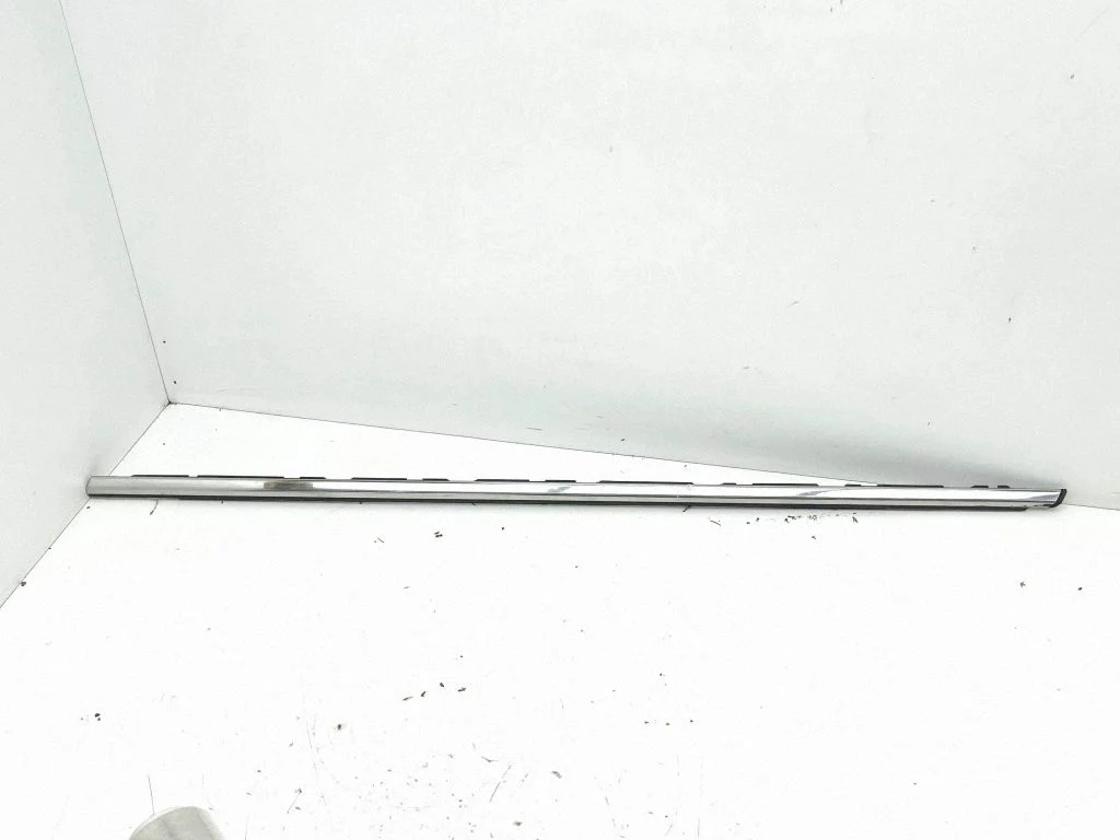 Front door glass trim molding – left