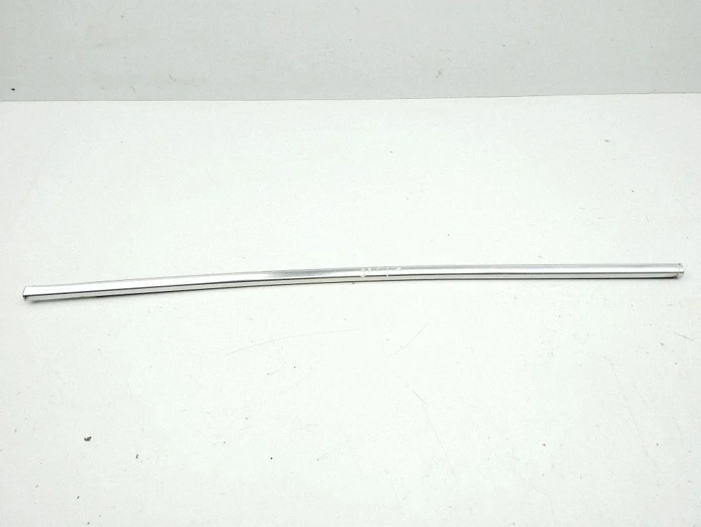 Front door glass trim molding – left