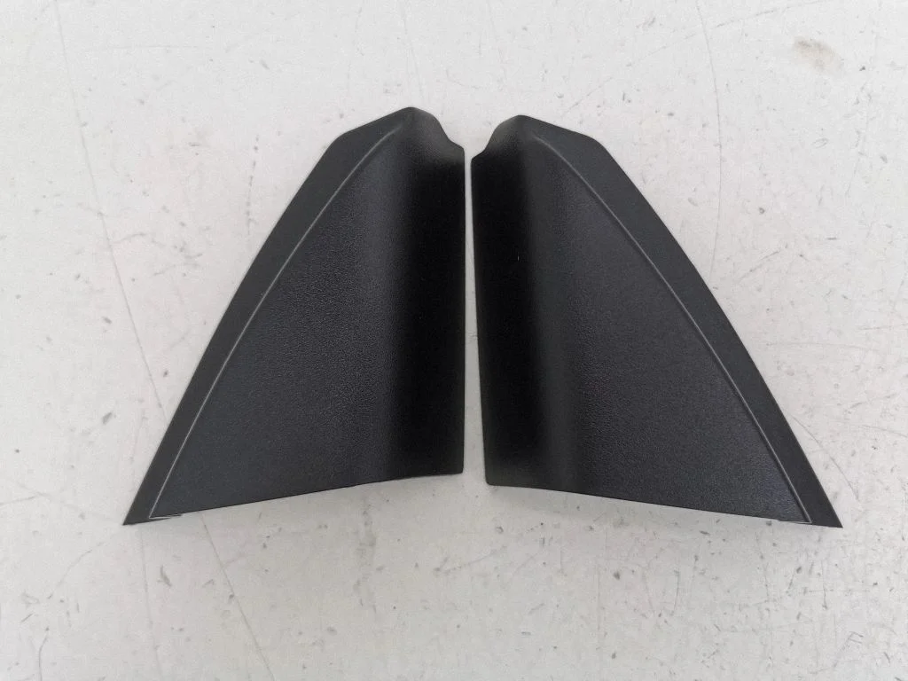 Front door glass trim molding 802936PA0A