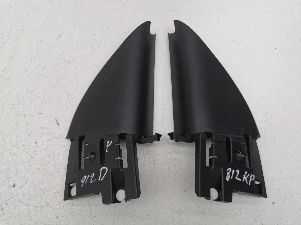 Front door glass trim molding – Volkswagen T-Roc (2017-2025)