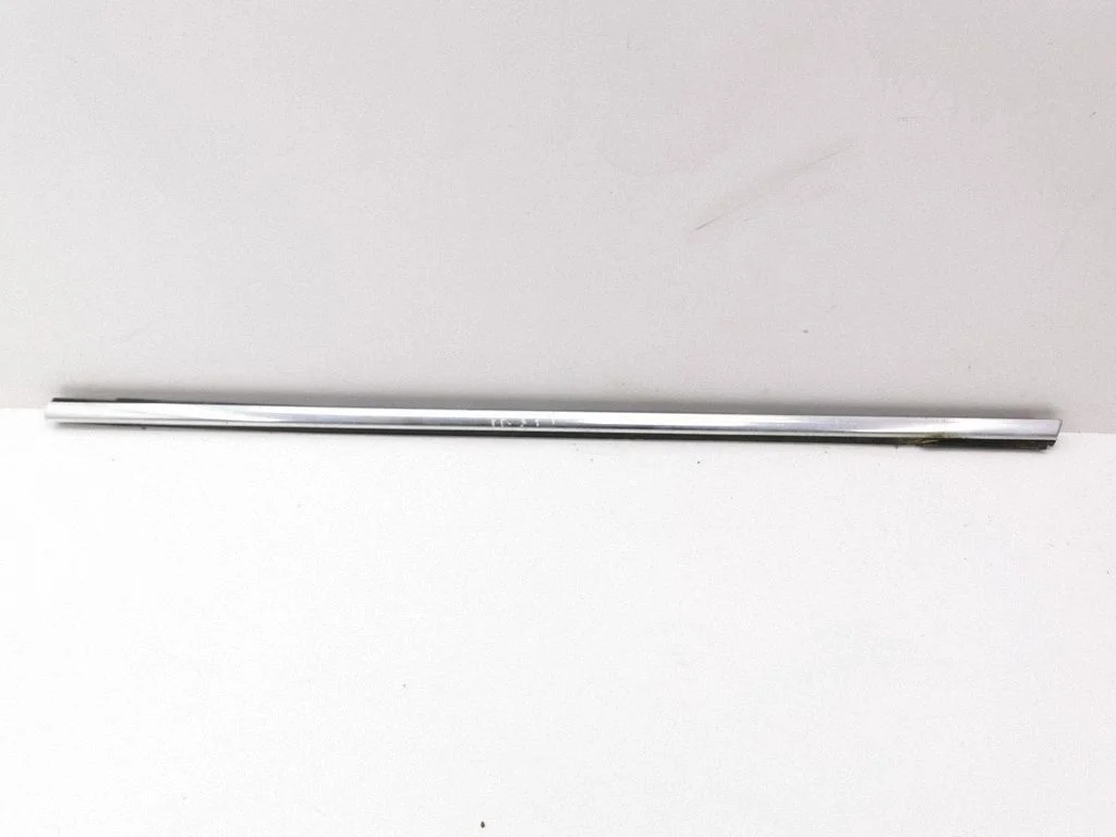 Front door glass trim molding – left