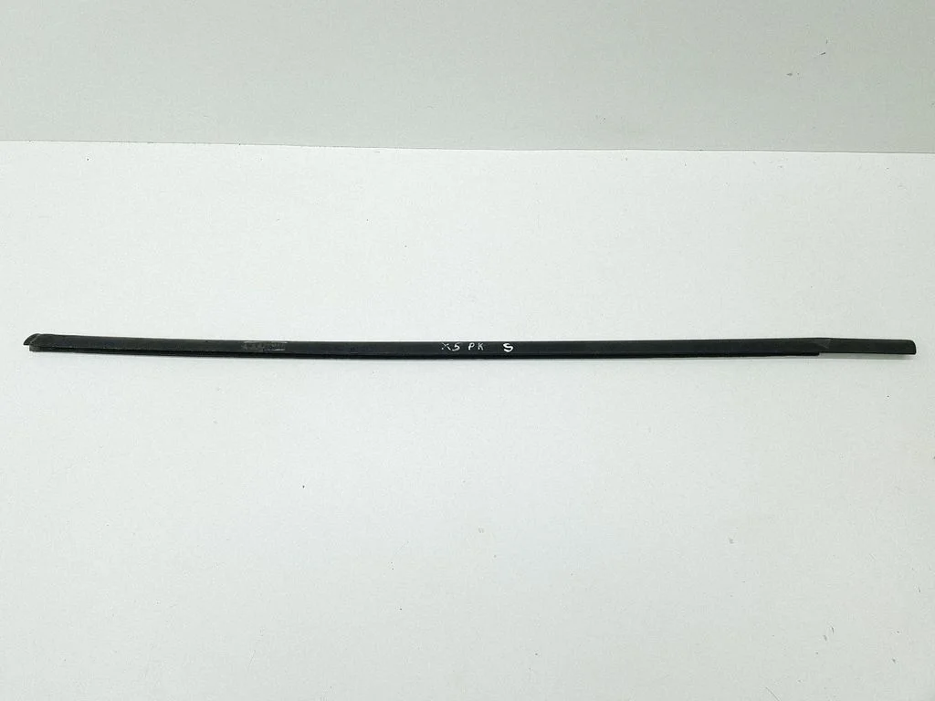 Front door glass trim molding – left