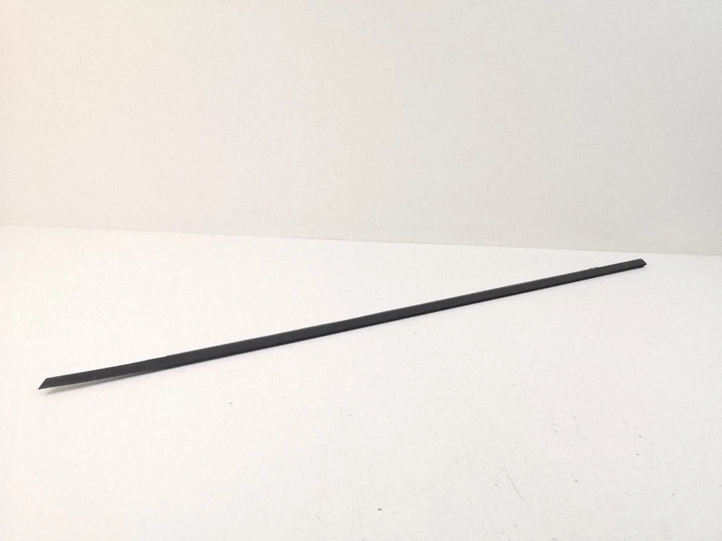 Front door glass trim molding – left