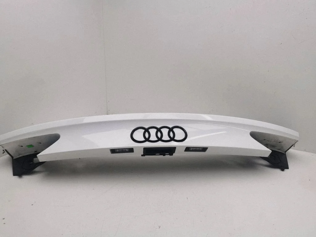Trunk door license plate light bar 4G8827086K