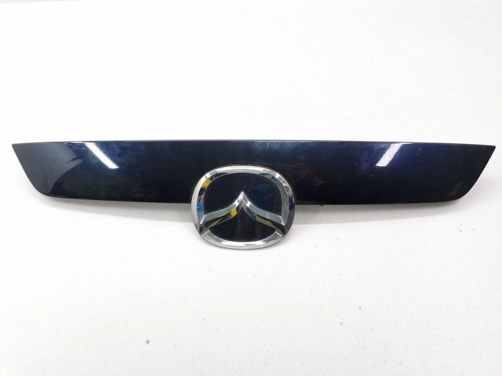 Trunk door license plate light bar K3006