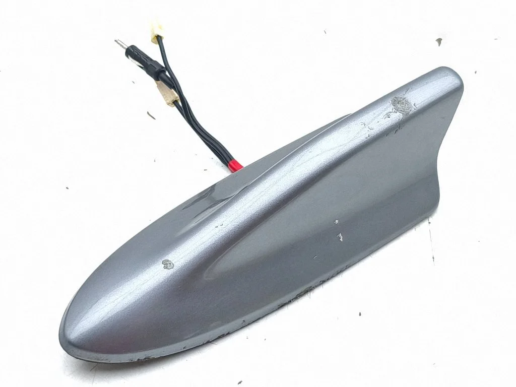 Radio antena