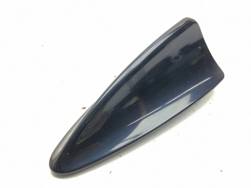 Radio antenna 6957345