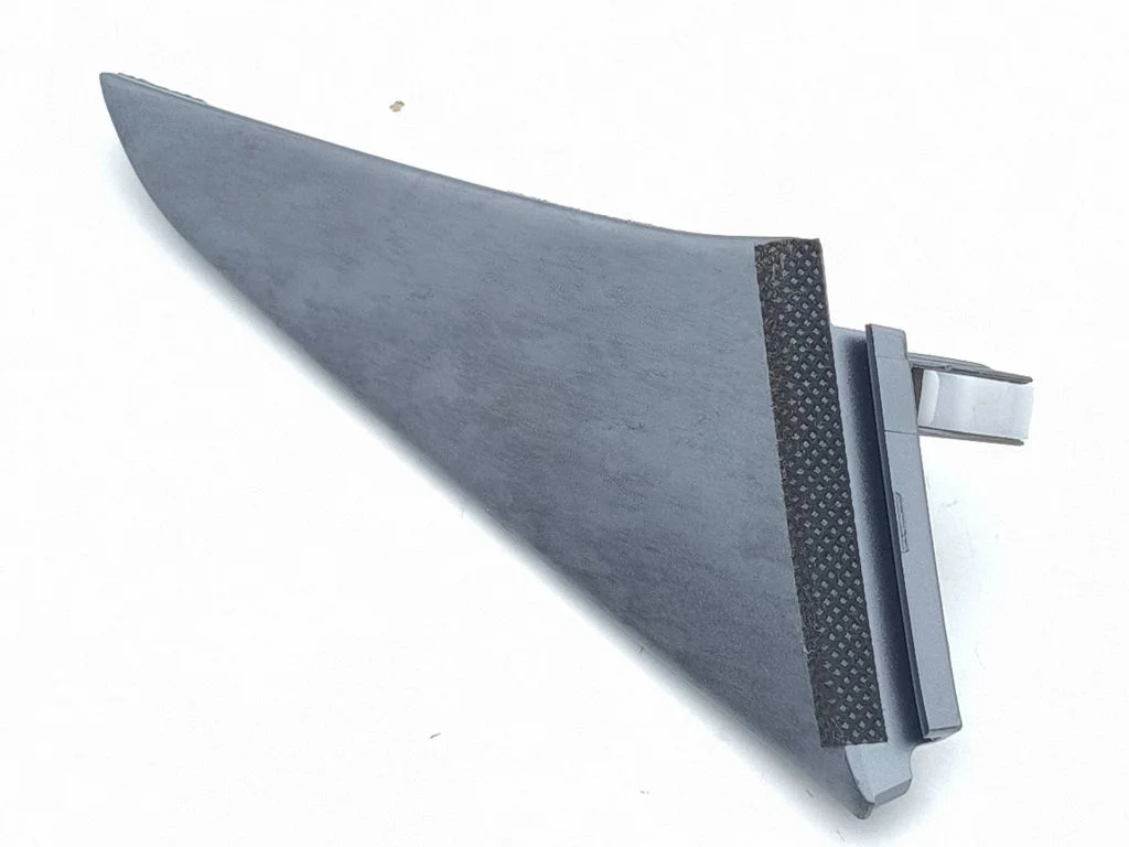 Panel trim 847M0AT900