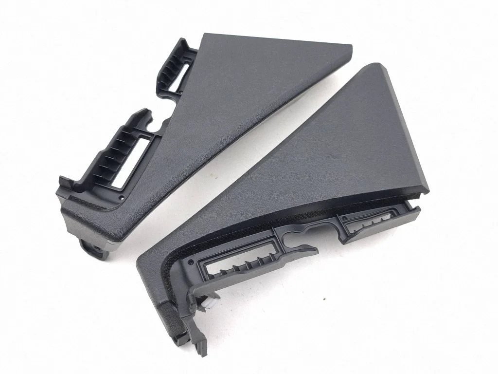 Panel trim 84774AT000CCV
