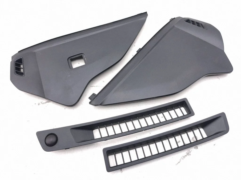 Panel trim – Toyota RAV 4 (XA50) (2018-)