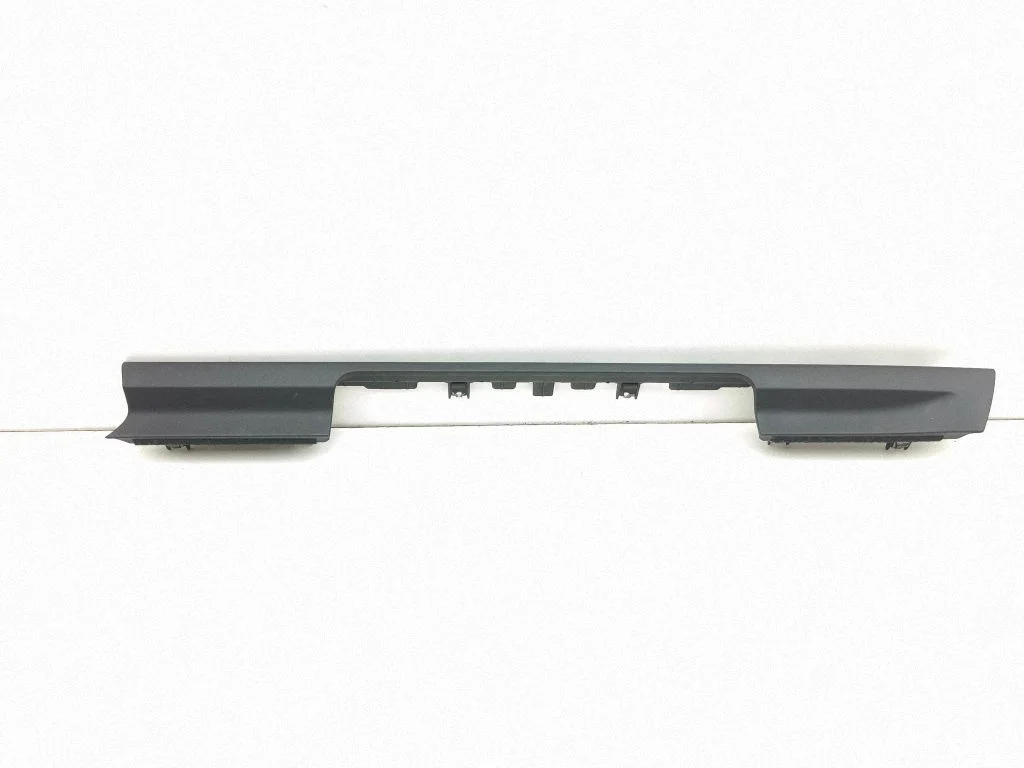Panel trim 8W2857304A