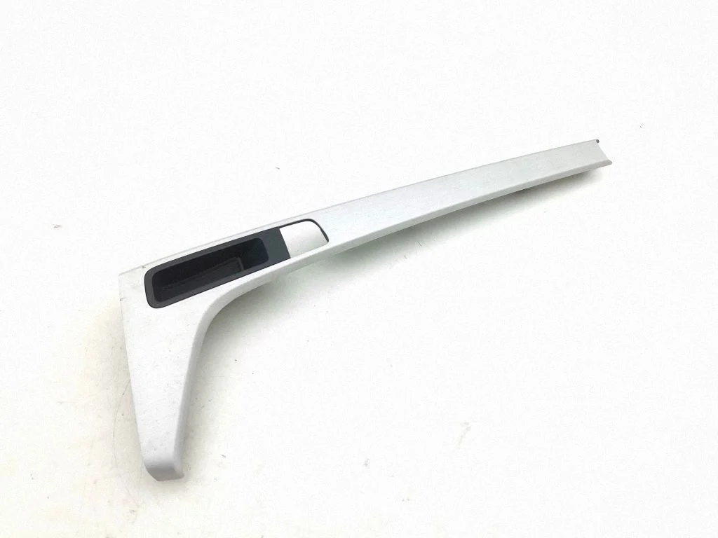 Panel trim 8W2864132