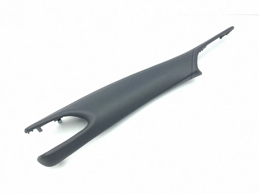 Panel trim 682R85DA0A
