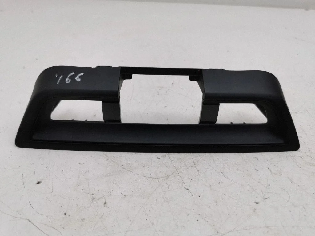 Panel trim 98024098ZD