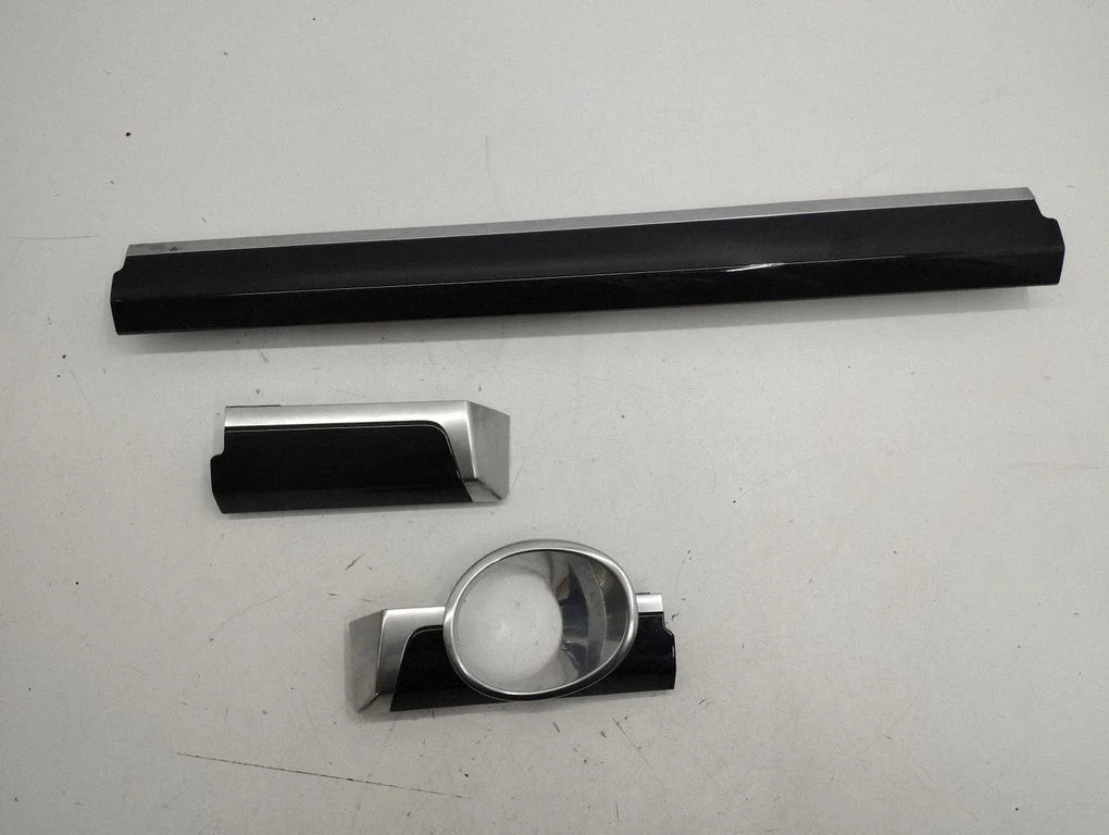 Panel trim – Porsche Cayenne (92A) (2010-2017)
