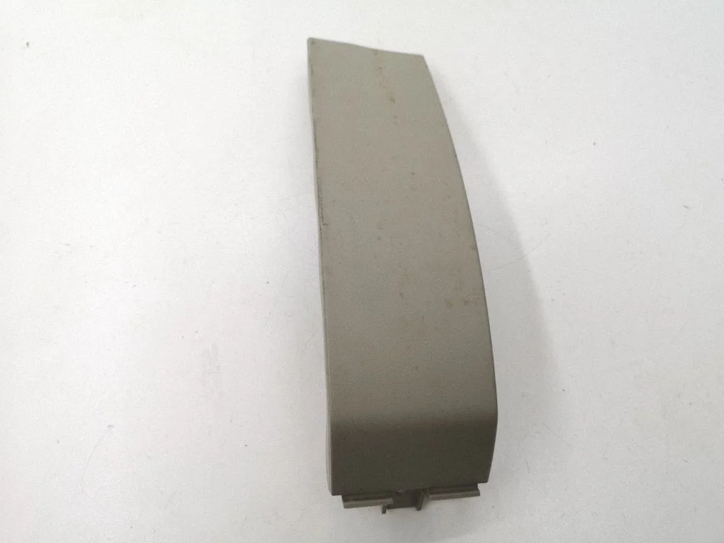 Panel trim 8002A144