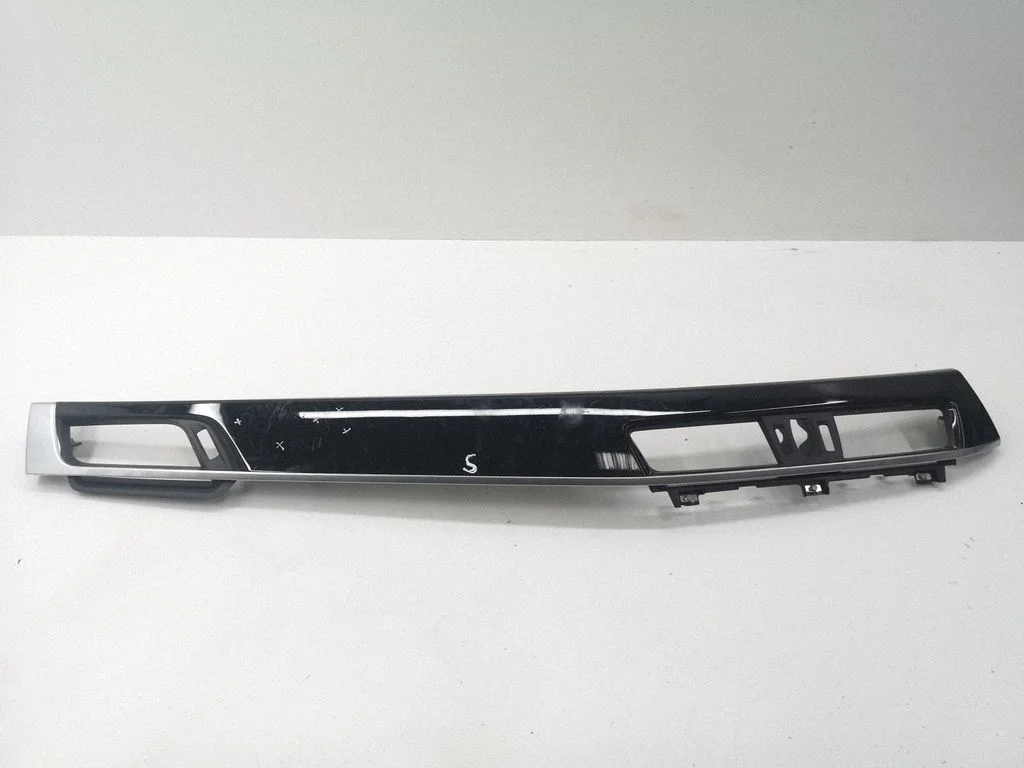 Panel trim – BMW X1 F48 F49 (2015-2022)