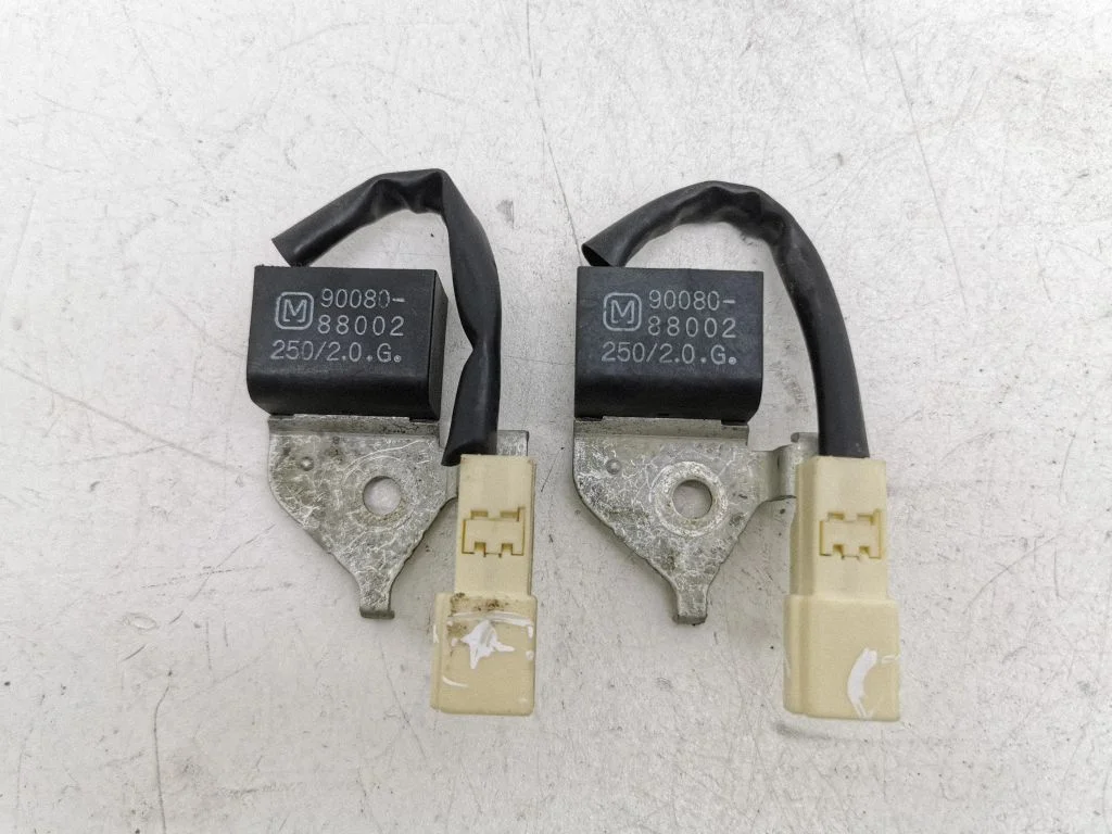 Antenni juhtplokk – Toyota Avensis T250 (2003-2006)