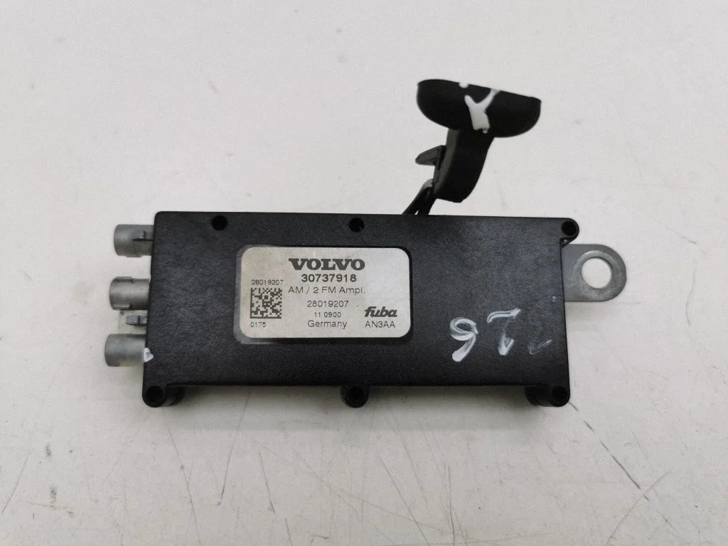 Antenni juhtplokk – Volvo V50 (2008-2012)