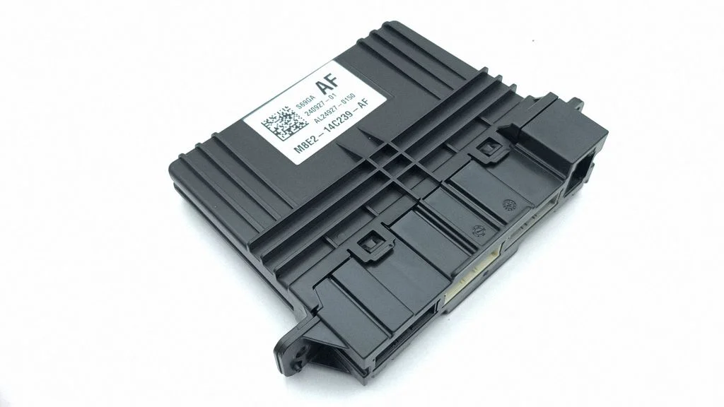 Gaisa kondicioniera/apsildes vadības bloks M8E214C239AF