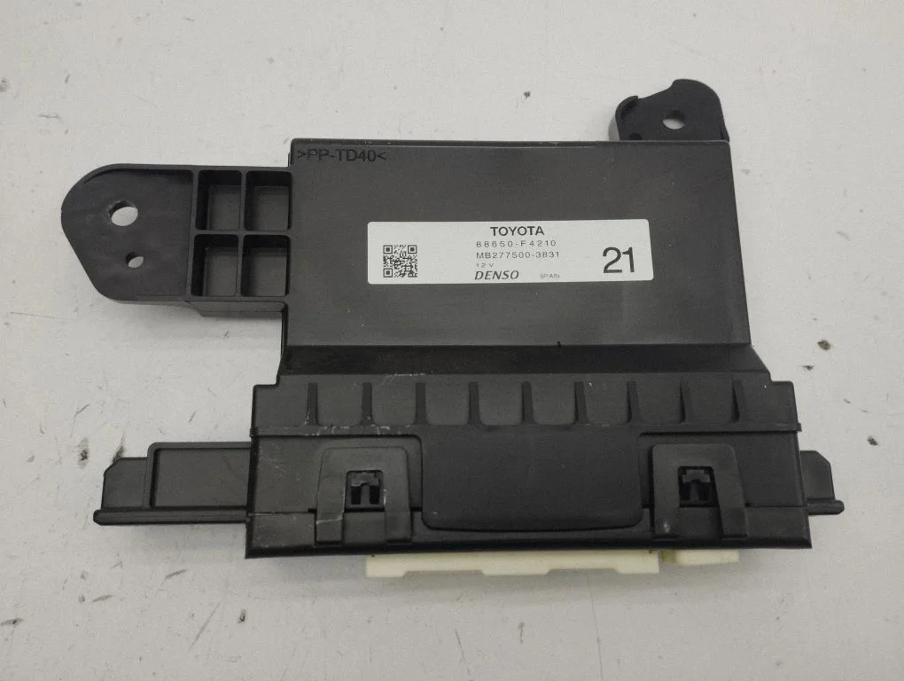 Gaisa kondicioniera/apsildes vadības bloks 88650F4210
