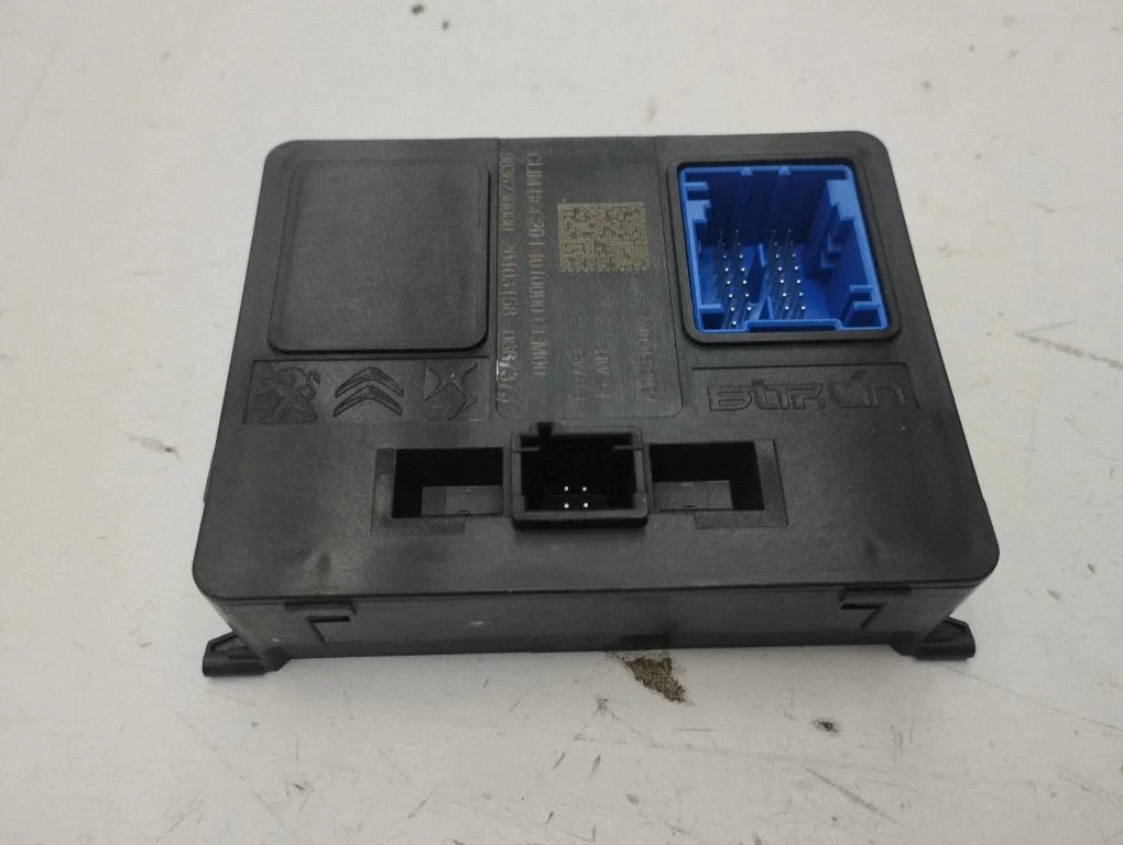 Air conditioning/heating control unit 9836236080