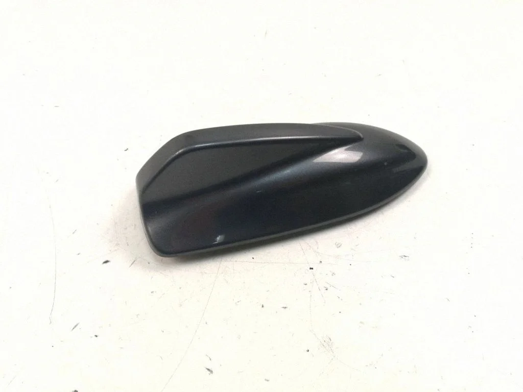 Katuse (GPS-)antenni kate – Volvo V70 (2005-2008)